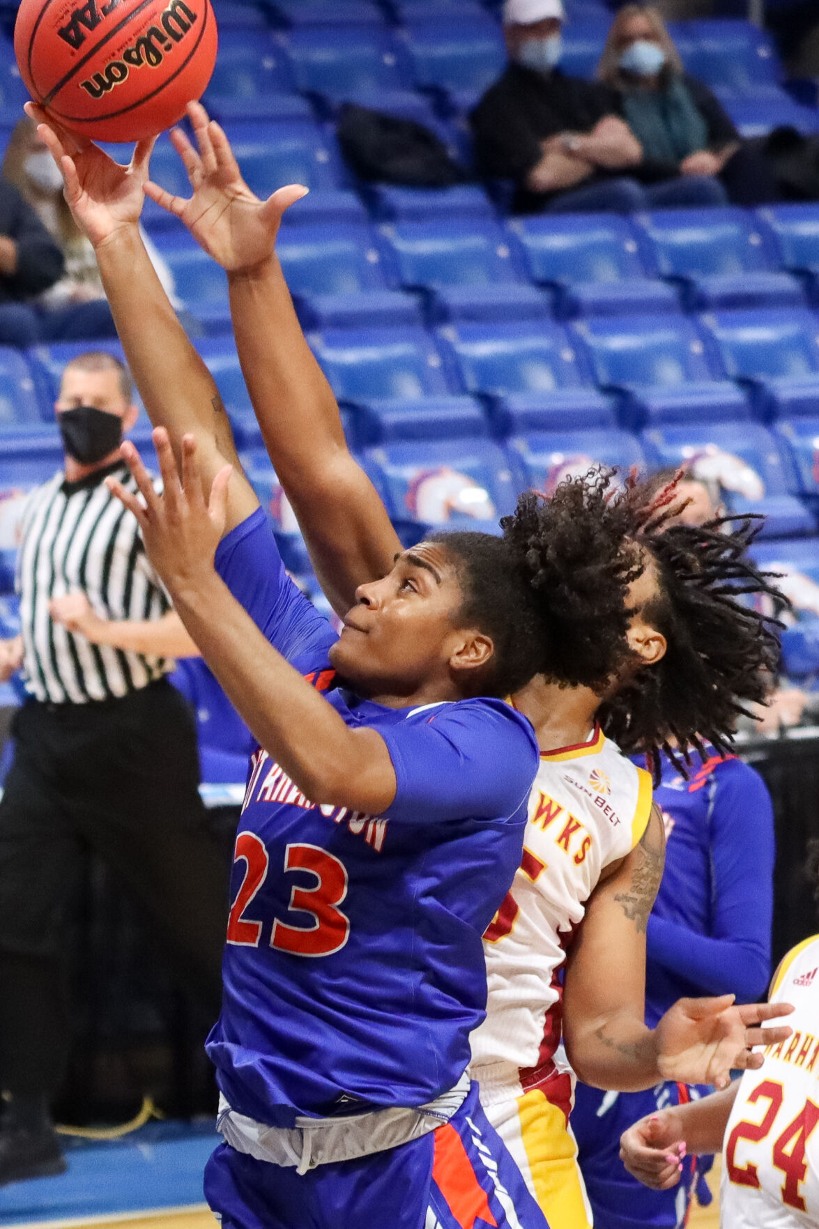 Photos: Lady Mavericks sweep two-game series against University of Louisiana Monroe